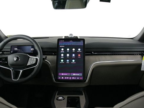 New 2025 Volvo EX90 Ultra image 5