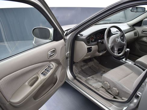 Used 2005 Nissan Sentra 1.8 S image 9