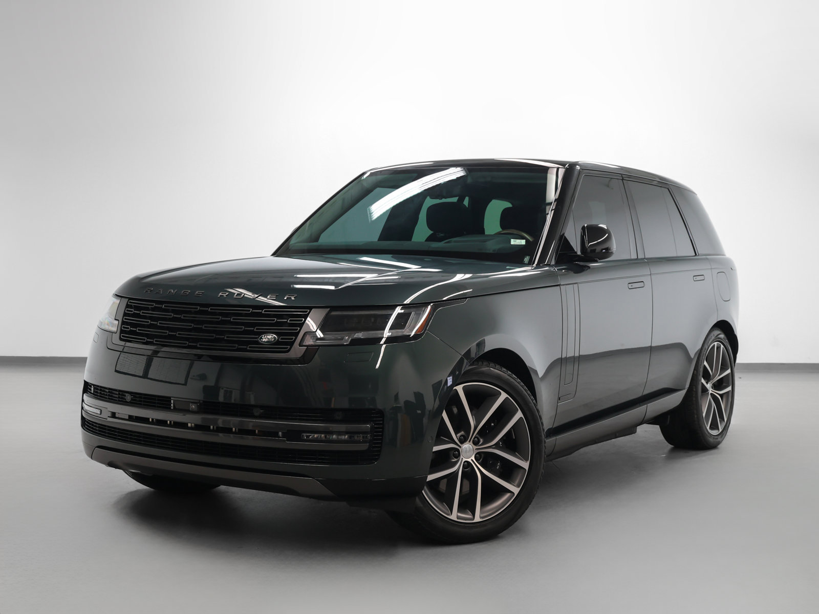 Used 2025 Land Rover Range Rover Autobiography AWD/4WD image 1