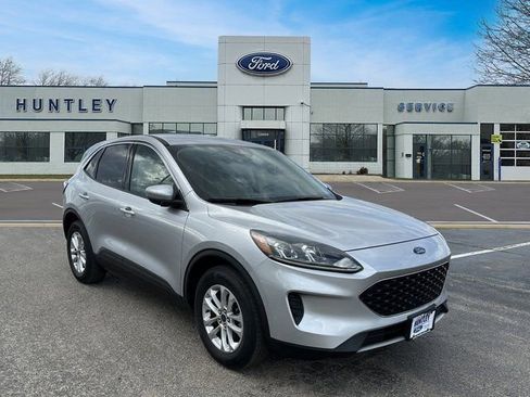 Used 2020 Ford Escape SE image 4