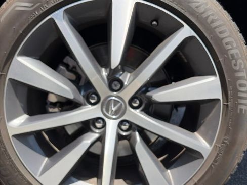 Certified 2025 Acura MDX FWD w/ Technology Package image 9
