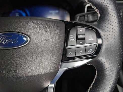 Used 2022 Ford Explorer ST w/ ST Street Pack AWD/4WD image 38