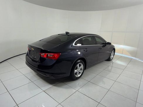 Used 2023 Chevrolet Malibu LS FWD image 5