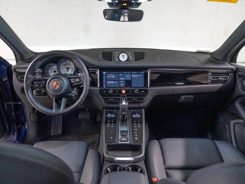 Certified 2024 Porsche Macan S AWD/4WD image 26