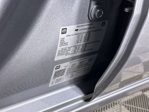 Used 2023 Chevrolet Silverado 1500 Custom image 35