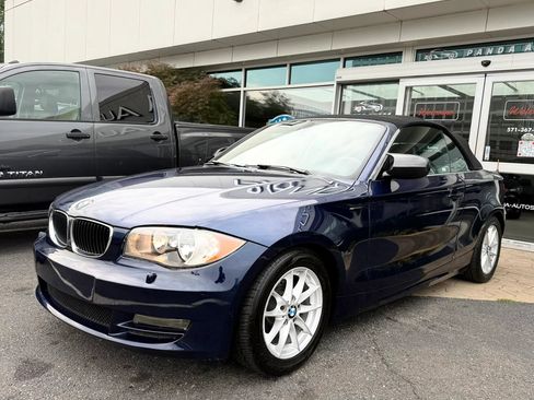 Used 2011 BMW 128i Convertible RWD image 4