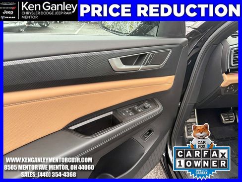 Used 2024 Volkswagen Atlas Cross Sport SEL R-Line AWD/4WD image 11