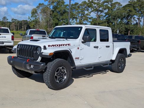 Used 2023 Jeep Gladiator Mojave w/ LED Lighting Group AWD/4WD image 1