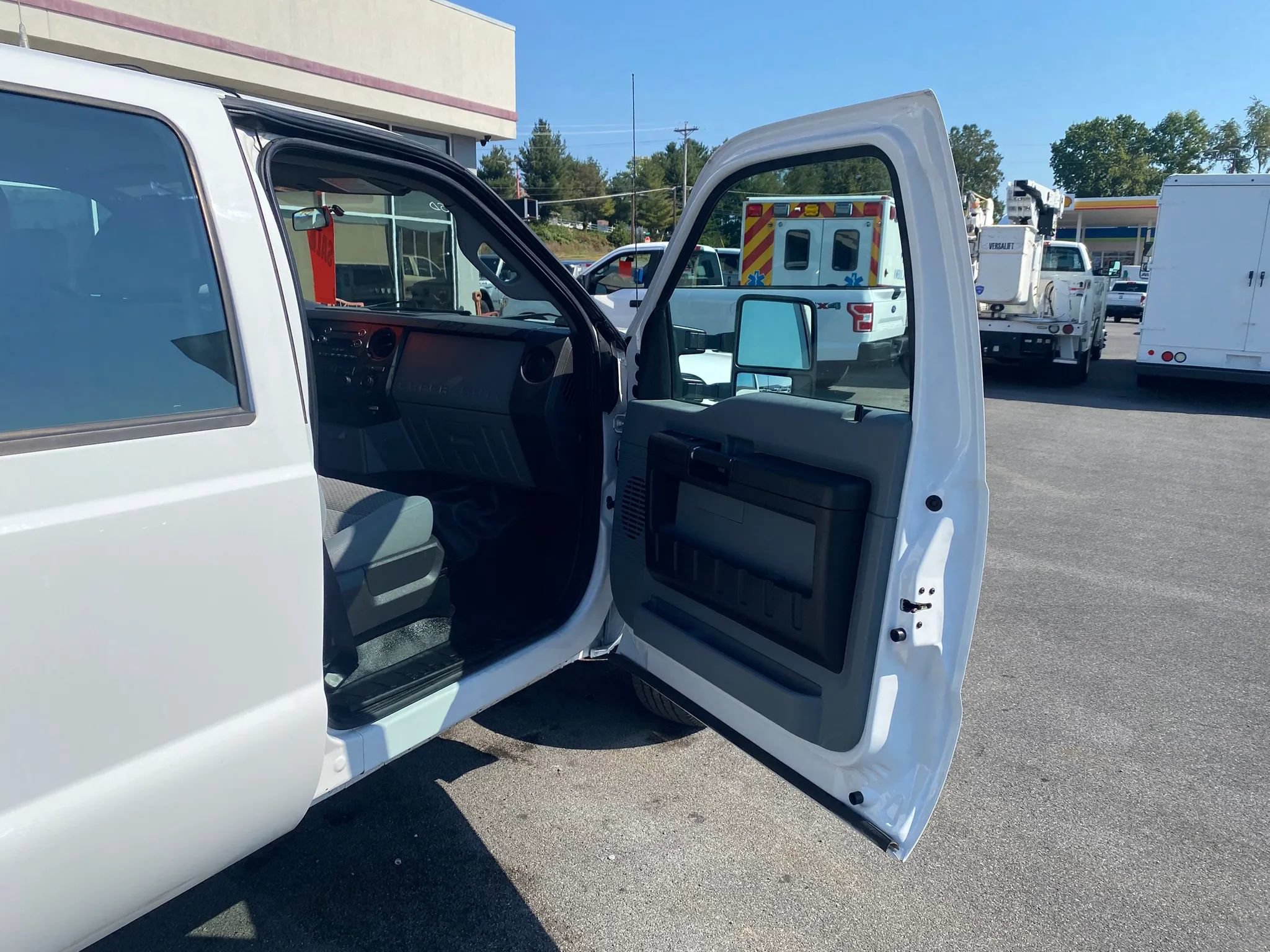 Used 2016 Ford F350 XL AWD/4WD image 18