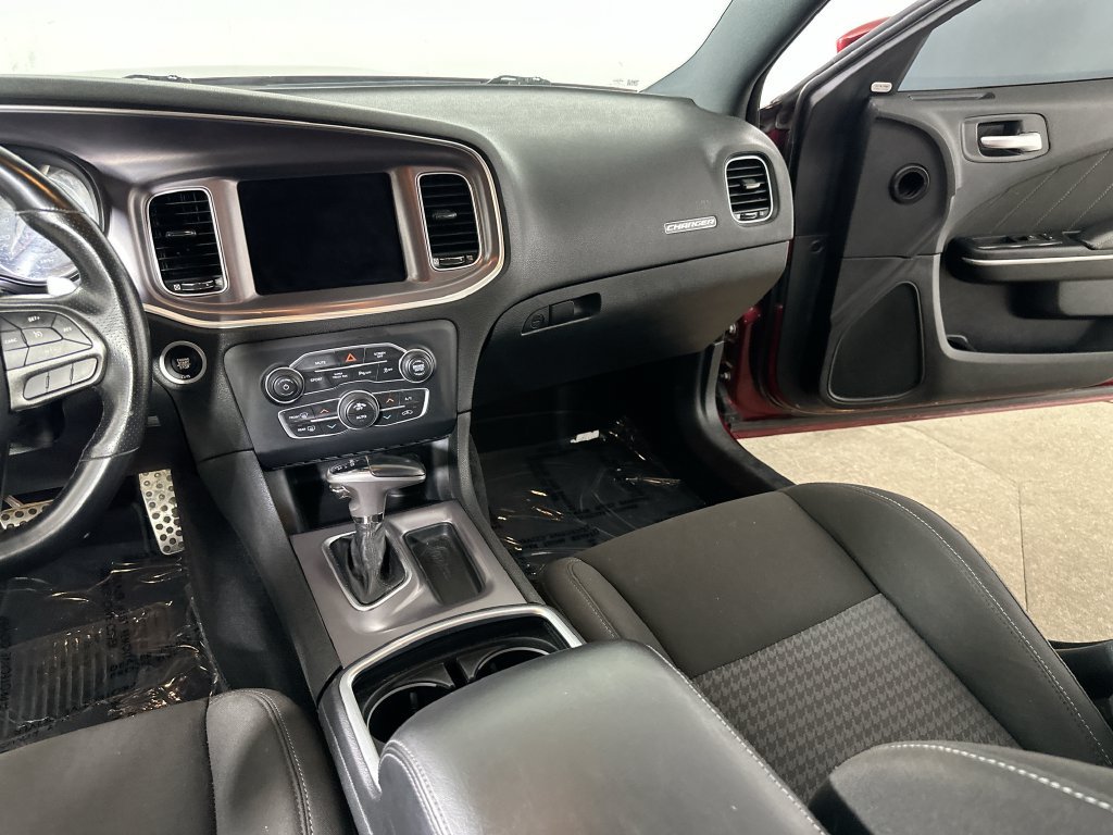 Used 2020 Dodge Charger R/T w/ Performance Handling Group RWD image 21