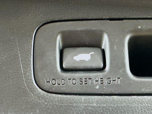 Used 2024 Honda CR-V EX-L image 29