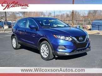 Used 2021 Nissan Rogue Sport S video 1