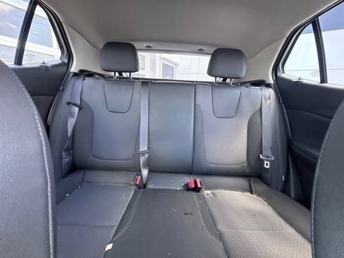 Used 2023 Buick Encore GX Preferred w/ Cold Weather Comfort Package FWD image 29