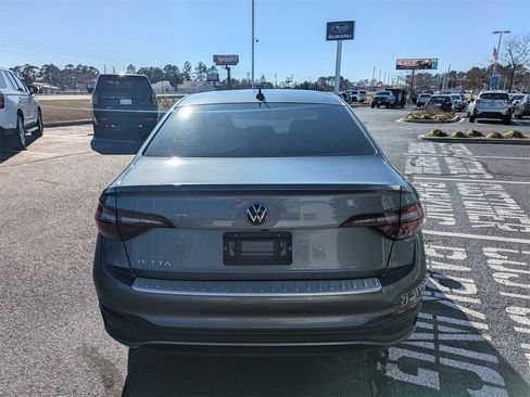 Used 2024 Volkswagen Jetta S image 5