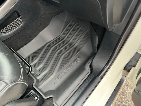 Used 2017 Dodge Journey Crossroad image 8