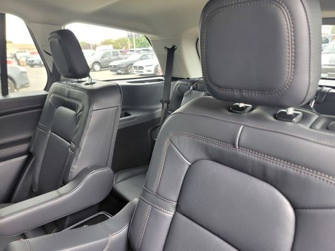 New 2026 Lincoln Aviator Reserve w/ Luxury Package image 10