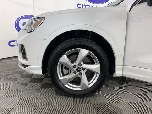 Used 2022 Audi Q3 2.0T Premium Plus image 11