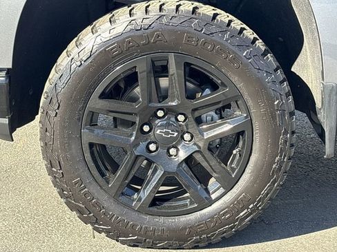 Used 2021 Chevrolet Silverado 1500 Custom Trail Boss image 10