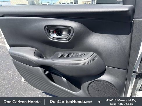 New 2026 Honda HR-V LX image 10