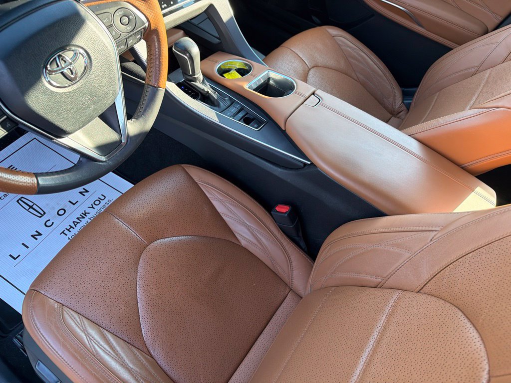 Used 2020 Toyota Avalon Limited w/ Advanced Safety Package FWD image 17
