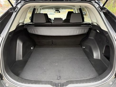 Used 2021 Toyota RAV4 XLE image 61
