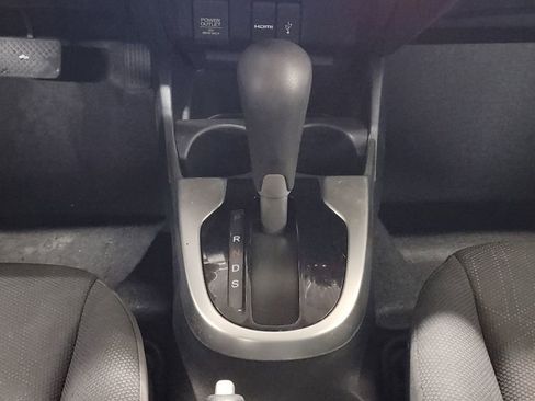 Used 2015 Honda Fit EX image 19