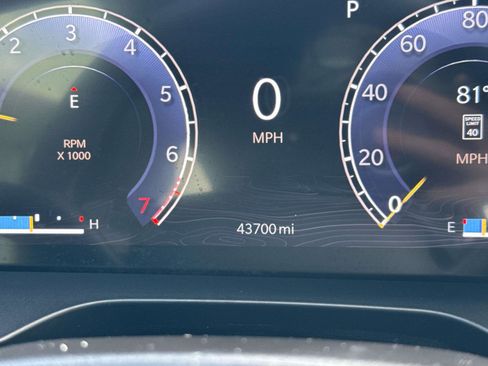 Used 2023 Jeep Grand Cherokee L Overland image 28