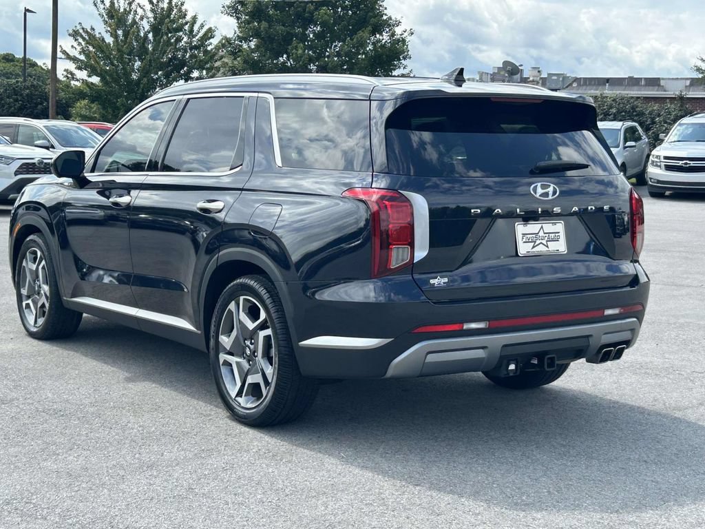 Used 2024 Hyundai Palisade SEL w/ Premium Package FWD image 7