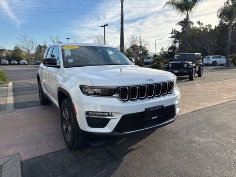 Used 2023 Jeep Grand Cherokee 4WD 4xe image 6