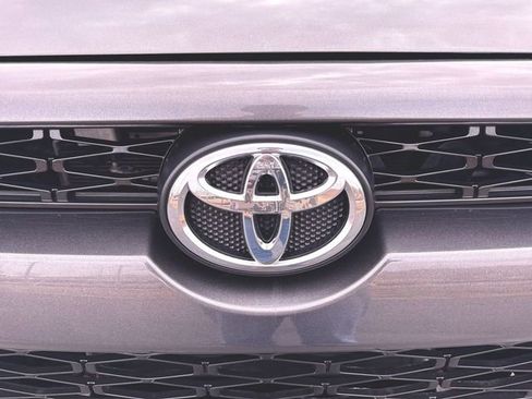 Used 2019 Toyota 4Runner SR5 image 30