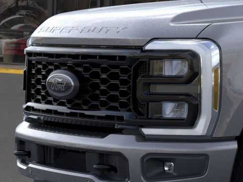 New 2026 Ford F350 Lariat w/ Black Appearance Package AWD/4WD image 17