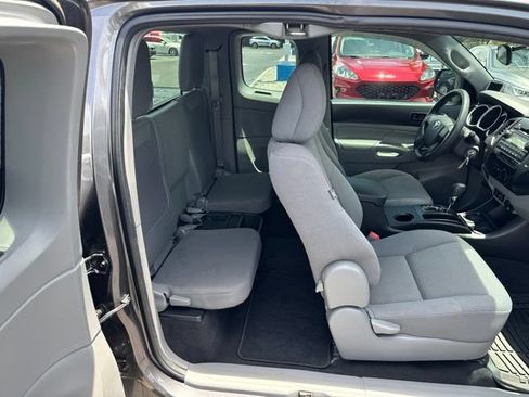 Used 2012 Toyota Tacoma 2WD Access Cab image 21