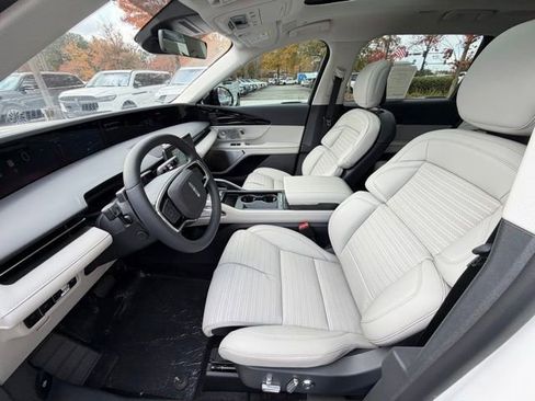 New 2026 Lincoln Nautilus Reserve image 16