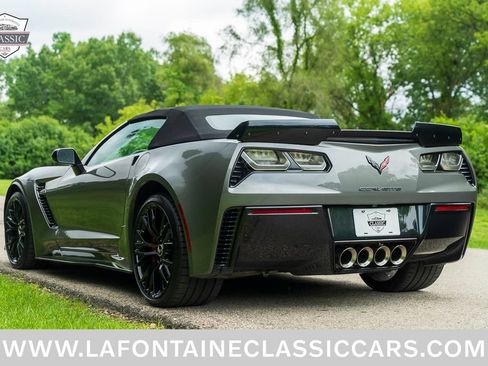 Used 2015 Chevrolet Corvette Z06 w/ 2LZ Preferred Equipment Group RWD image 21