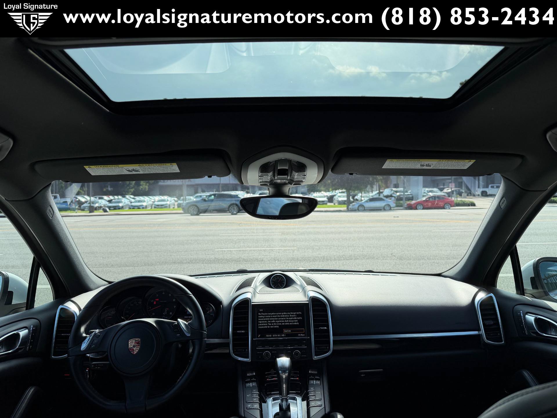 Used 2014 Porsche Cayenne Platinum Edition AWD/4WD image 18