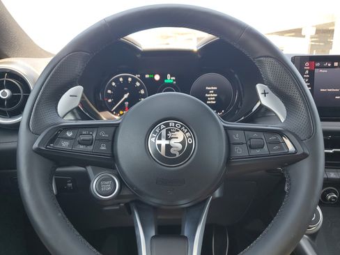 Used 2024 Alfa Romeo Tonale Veloce image 25