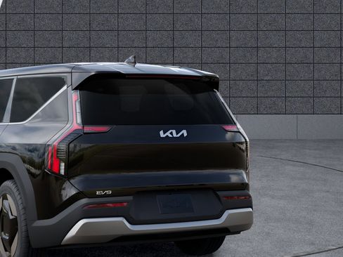 New 2026 Kia EV9 Light image 12