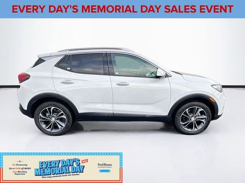 Used 2021 Buick Encore GX Essence w/ Advanced Technology Package AWD/4WD image 8