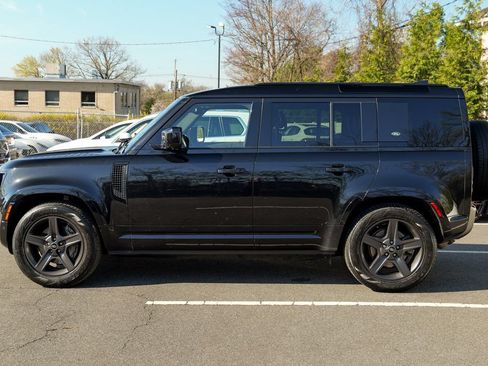 Used 2023 Land Rover Defender 110 X-Dynamic SE AWD/4WD image 4
