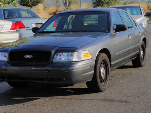 Used 2011 Ford Crown Victoria Police Interceptor w/ Trunk Pack image 5