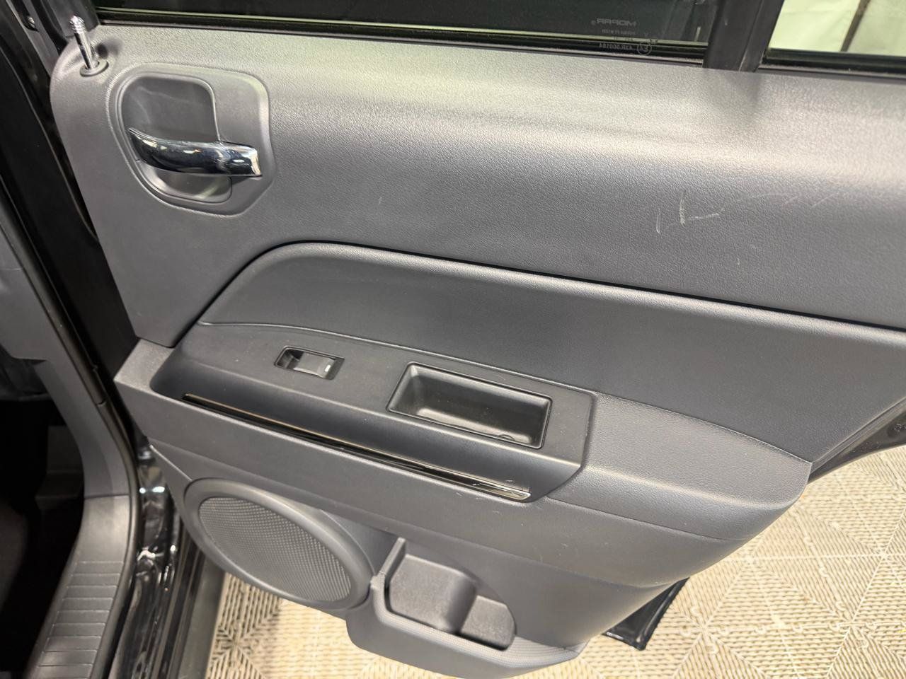 Used 2012 Jeep Compass Limited w/ Sun/Sound Group AWD/4WD image 17