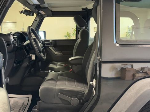 Used 2012 Jeep Wrangler Sport image 10