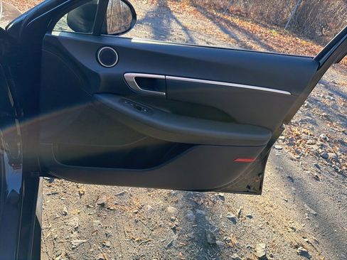 Used 2022 Hyundai Sonata SEL w/ Convenience Package image 10