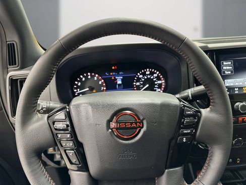 Used 2026 Nissan Frontier PRO-4X w/ Pro-4x Convenience Package AWD/4WD image 22