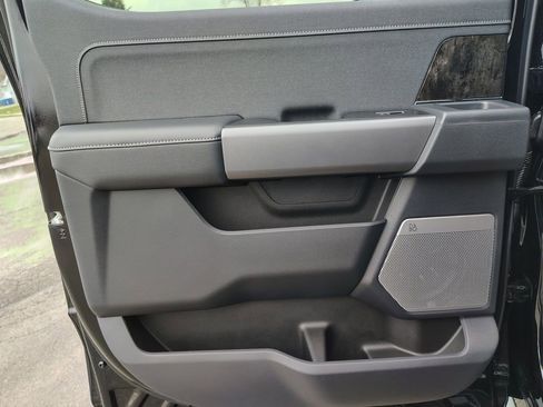 New 2026 Ford F350 Lariat w/ Black Appearance Package image 24