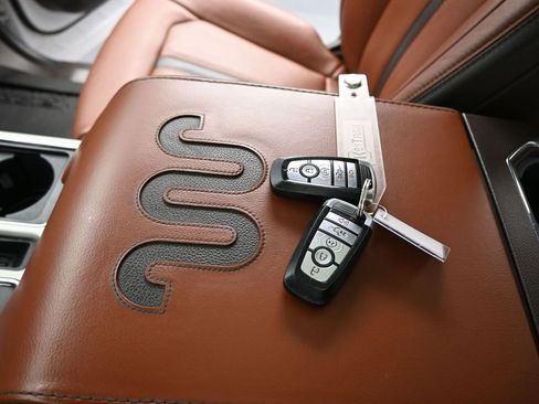 Certified 2019 Ford F150 King Ranch w/ FX4 Off-Road Package image 19