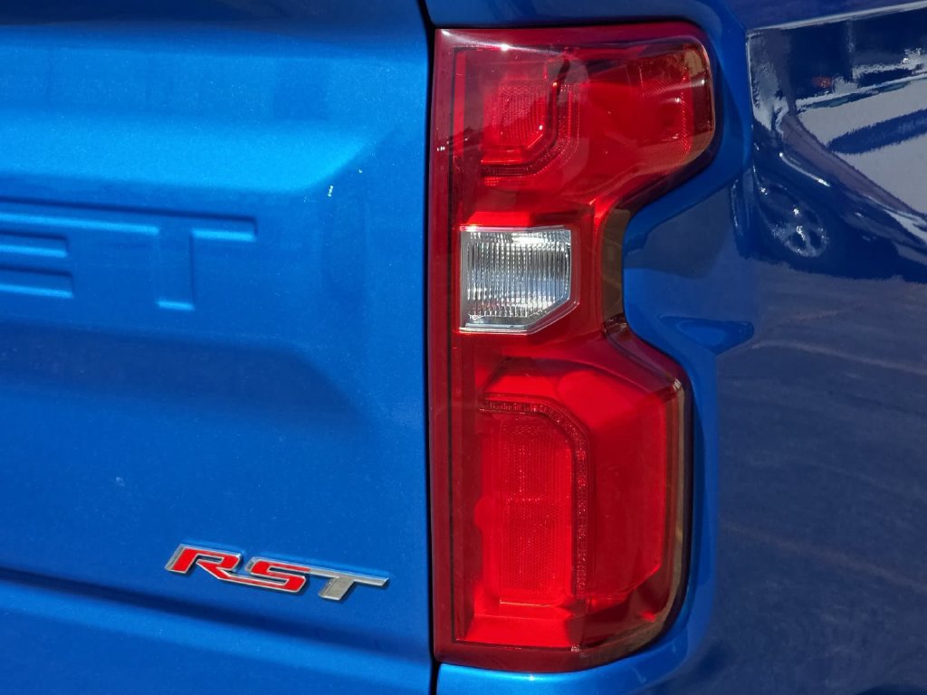 Used 2025 Chevrolet Silverado 1500 RST RWD image 34