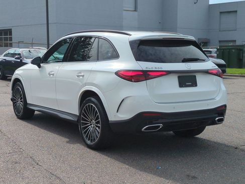Certified 2026 Mercedes-Benz GLC 300 4MATIC image 5