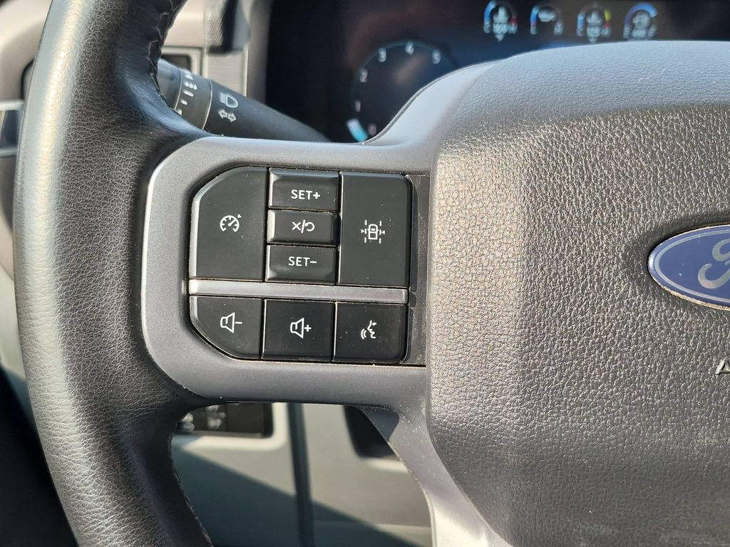 Used 2024 Ford F150 XLT AWD/4WD image 18