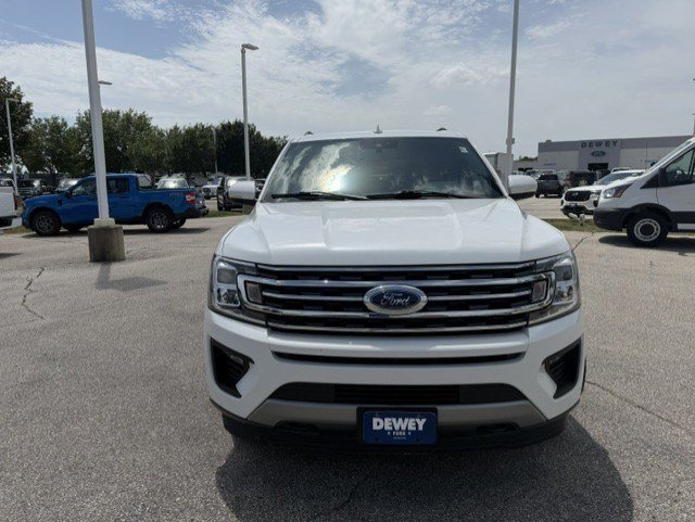 Used 2021 Ford Expedition XLT AWD/4WD image 2